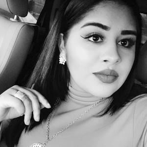 Meet your Posher, Lupita